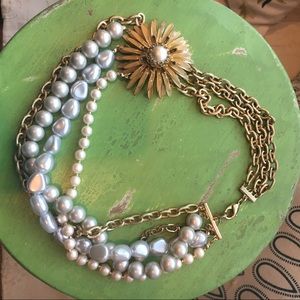 Necklace with flower